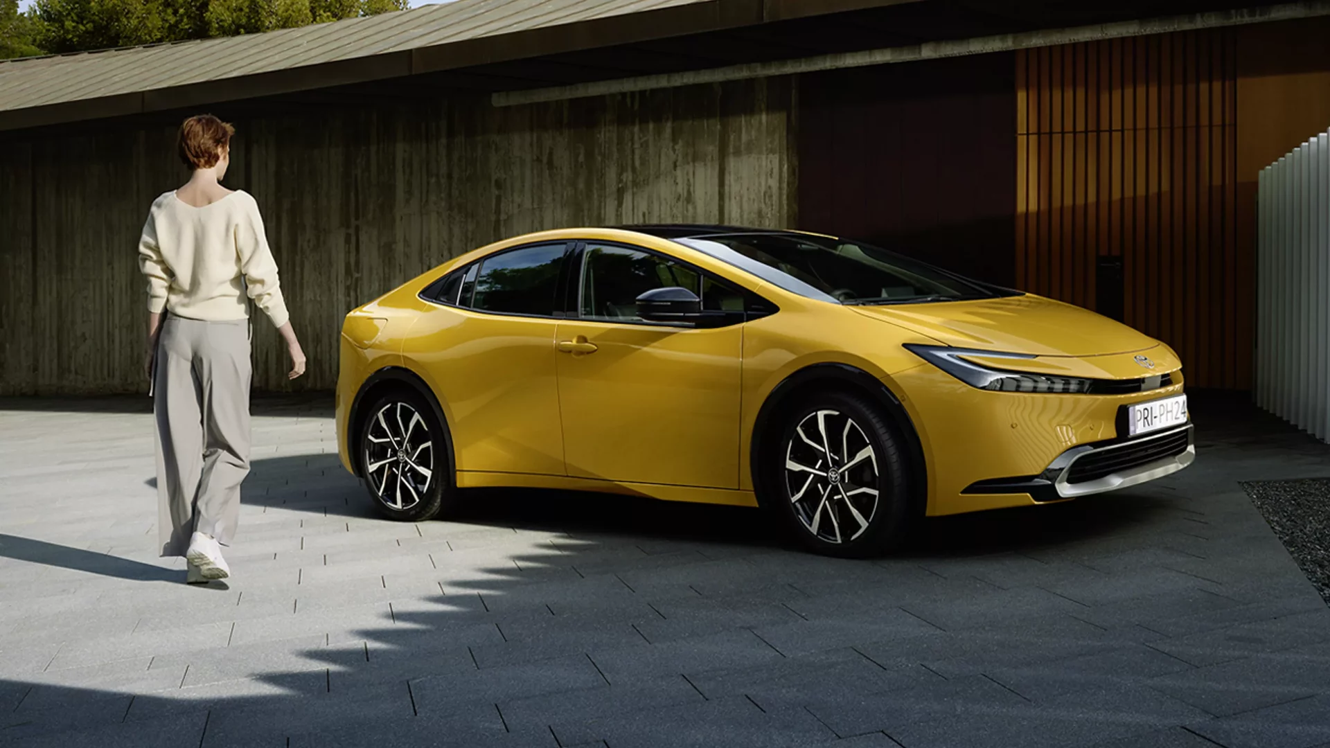 degeneve toyota hybride made in france gaillard thonon sallanches bourg en bresse lons le saunier macon villefranche PRIUS