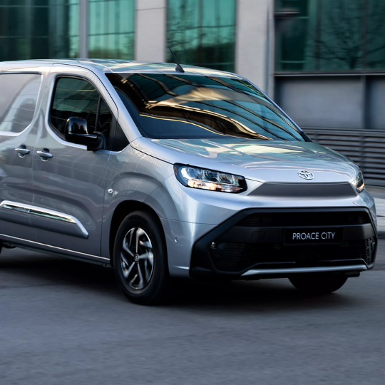 PROACE CITY (2)